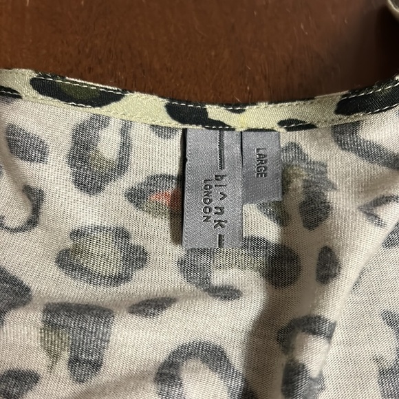 BLANKNYC longsleeve cheetah print blouse U19 - Picture 4 of 6
